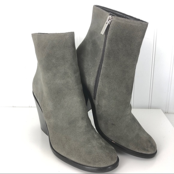 Marc Fisher Mena Gray Suede Block Heel Boot 7.5 - Picture 2 of 8